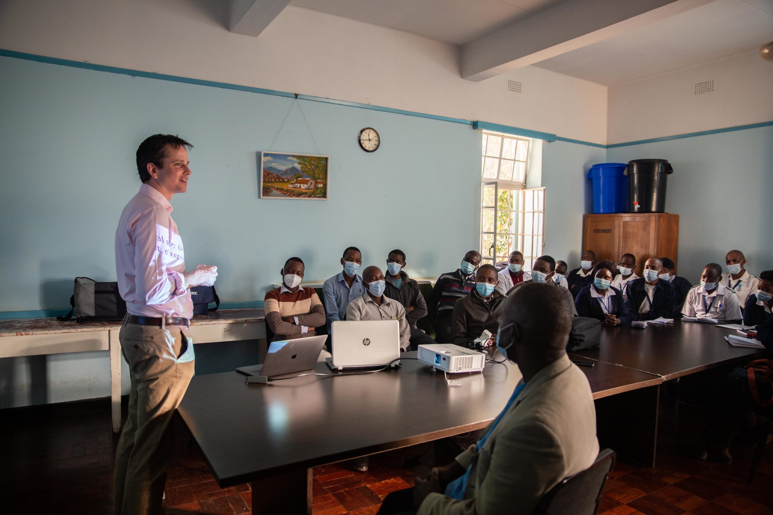 Orthopedic Training Class Educates Doctors and Nurses in Zimbabwe